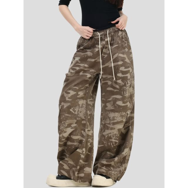 INStudio-Drawstring Waist Camouflage Baggy Pants