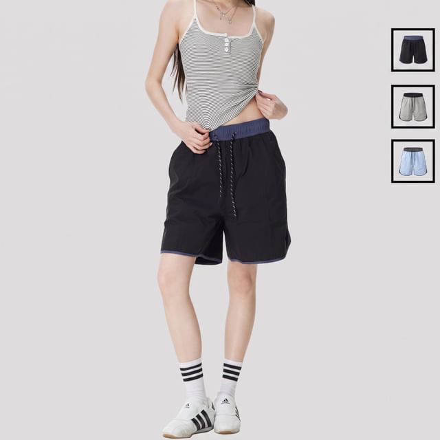 INStudio-Drawstring Waist Contrast Trim Shorts