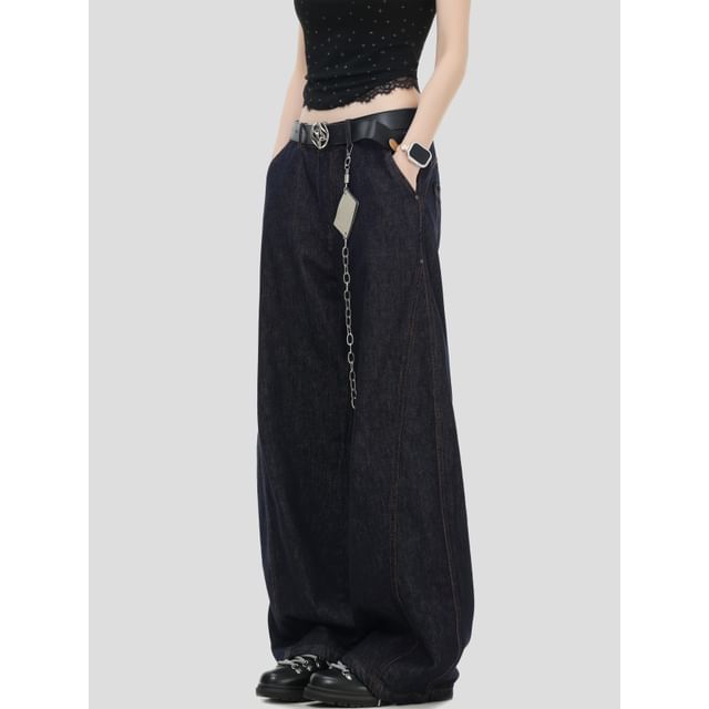 INStudio-Straight-Cut Loose Jeans with Chain