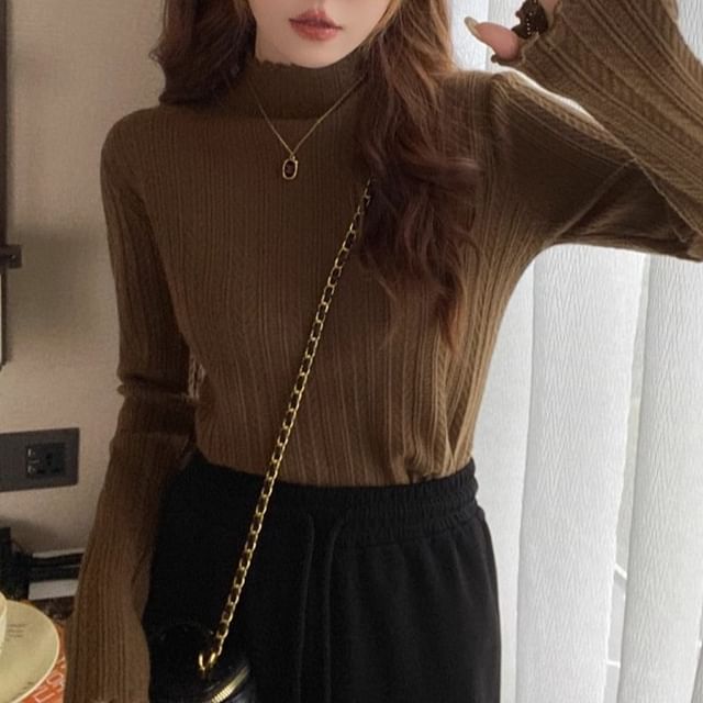 Isaaca-Long-Sleeve Mock Neck Cable Knit Top
