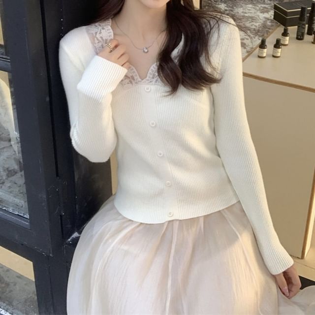 Isaaca-Long-Sleeve V-Neck Plain Lace Trim Knit Top