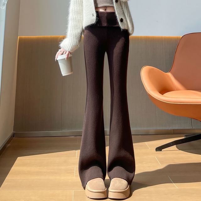 Isaaca-Mid Rise Plain Ribbed Knit Flared Pants