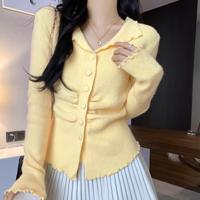 Isaaca-Split Neck Lettuce Edge Ruched Button-Up Plain Crop Cardigan