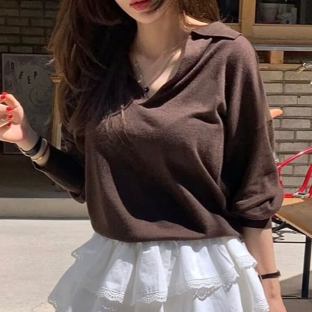 ISSOL-Collared V-Neck Plain Knit Top