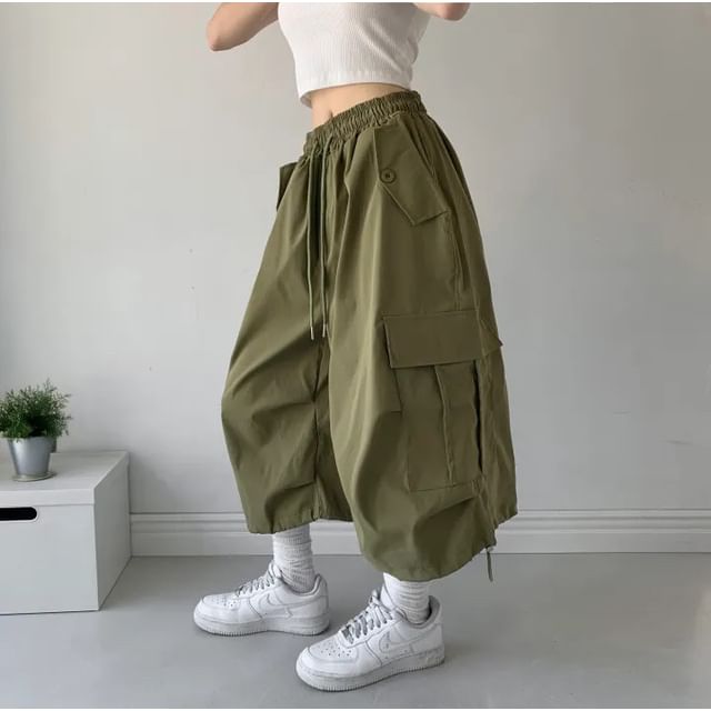 ISSOL-Drawstring Waist Plain Capri Wide Leg Cargo Pants