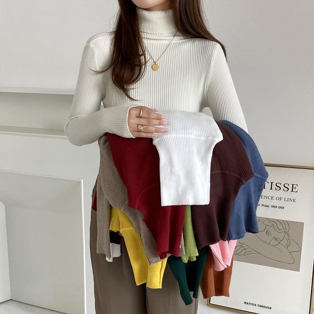ISSOL-Long-Sleeve Turtleneck Plain Ribbed Knit Top