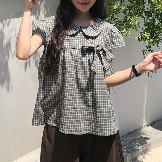 ISSOL-Short-Sleeve Collared Plaid Top