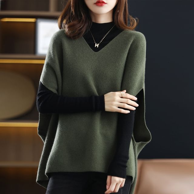 ISSOL-V-Neck Plain Ribbed Knit Sweater Vest