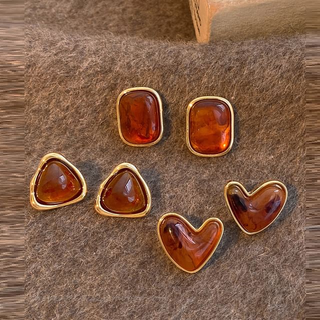 Jael-Amber Stud Earring
