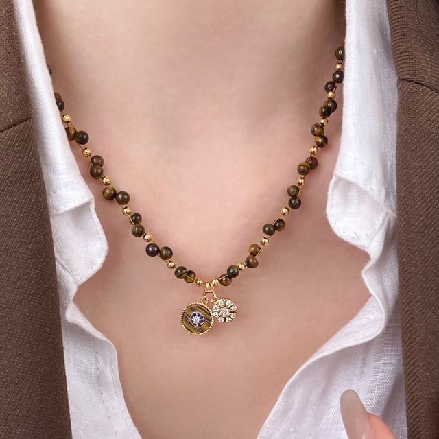Jael-Disc Pendant Bead Necklace