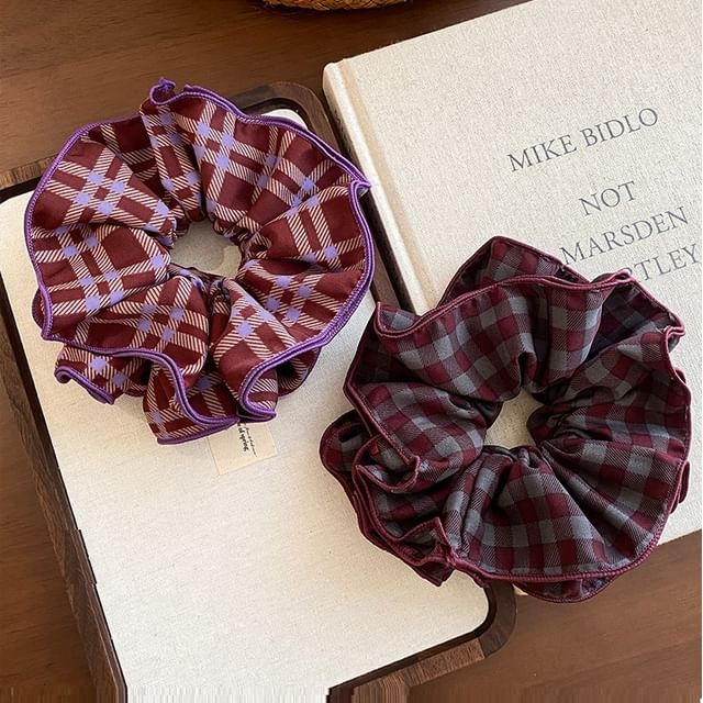Jael-Plaid Fabric Scrunchie