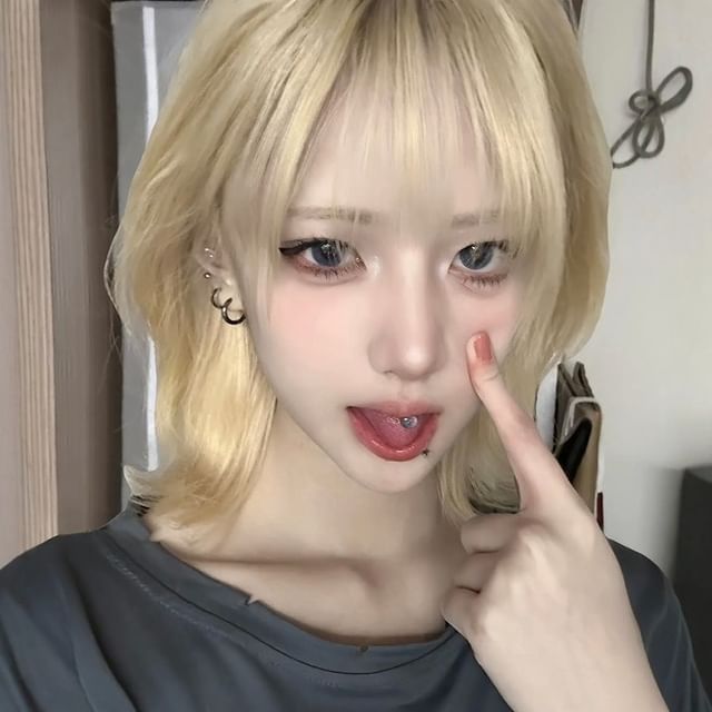 Jellyfish-Medium Full Wig - Straight
