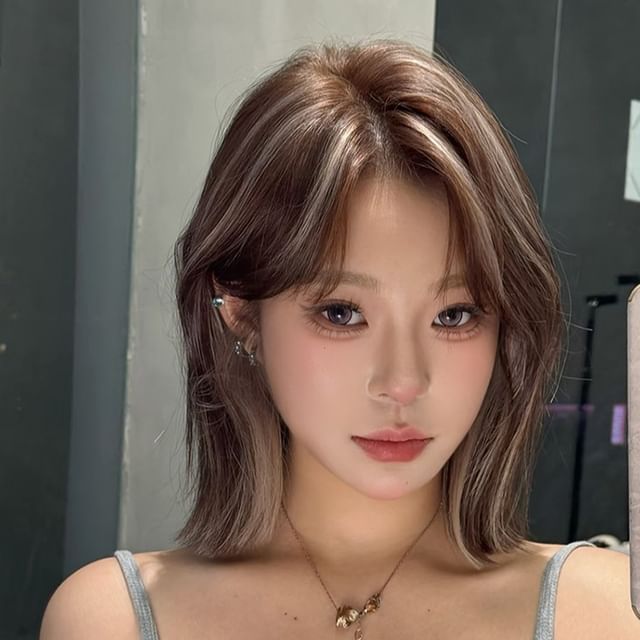 Jellyfish-Medium Full Wig - Wavy Highlight