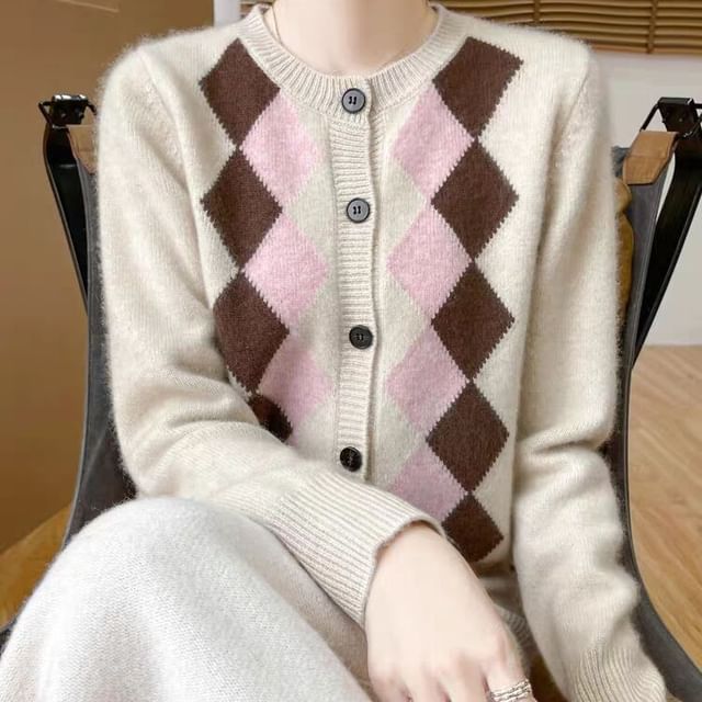 Jeonseon-Crew Neck Argyle Button Up Cardigan