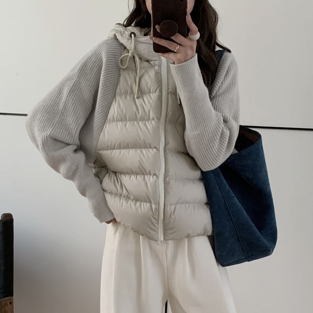 Jeonseon-Hooded Plain Puffer Zip Vest