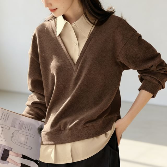 Jeonseon-Mock Two-Piece Collared Two Tone Sweatshirt