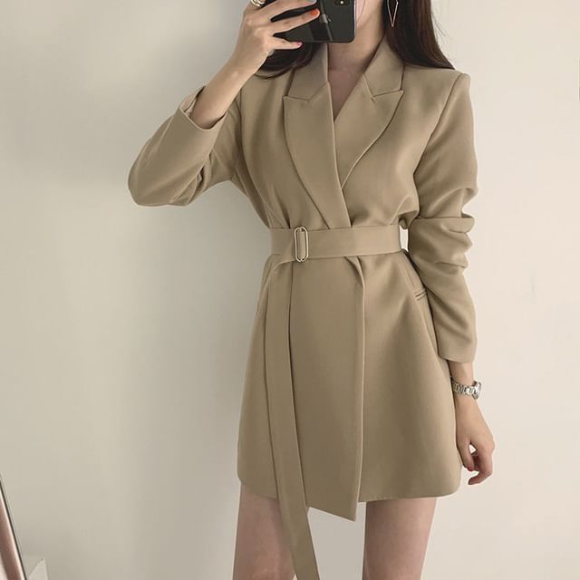 Jeonseon-Peak Lapel Plain Belted Blazer