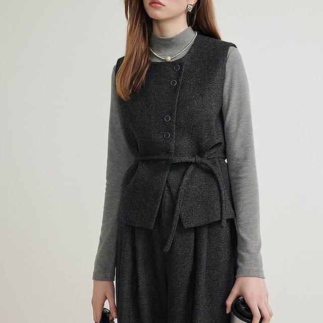Jeonseon-Round Neck Plain Button Vest