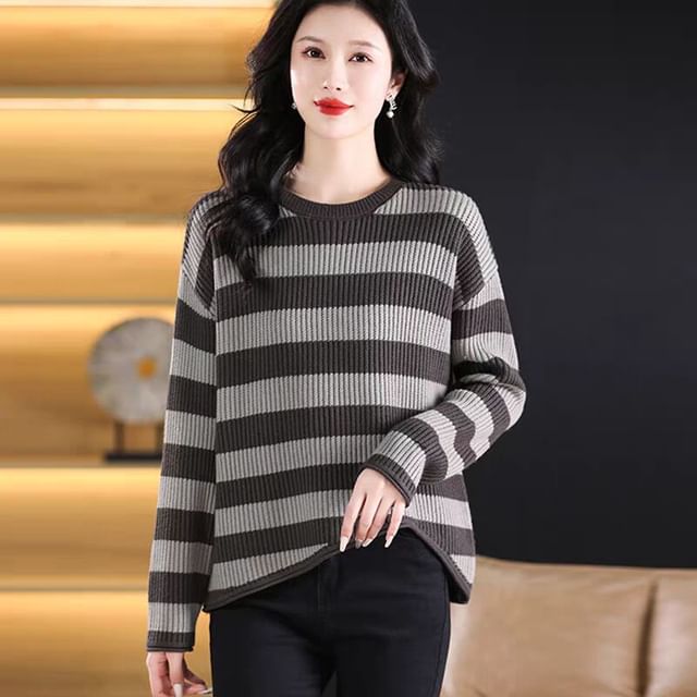 Jeonseon-Round Neck Striped Asymmetrical Sweater