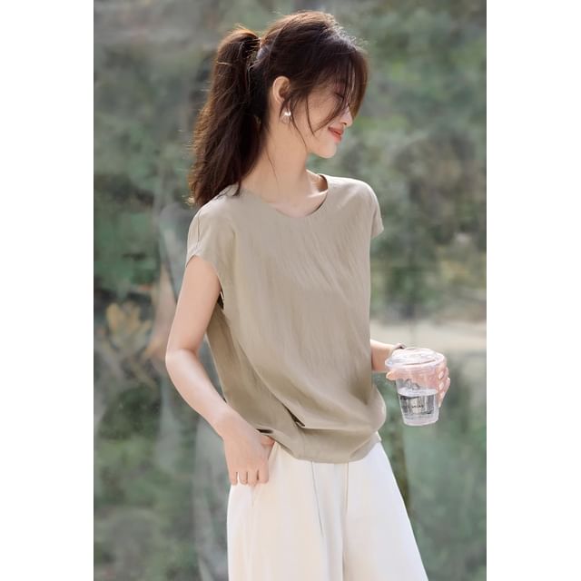Jeonseon-Short-Sleeve Crewneck Plain Blouse