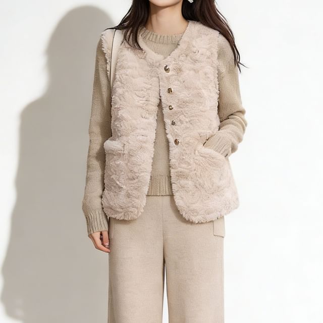 Jeonseon-V-Neck Plain Fleece Button Up Vest