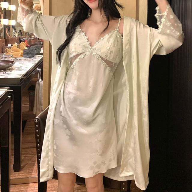Jeony-V-Neck Satin Chemise Plain Robe