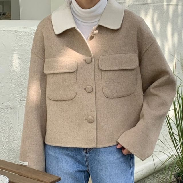 Jesong-Collared Two Tone Flap Pocket Button Jacket