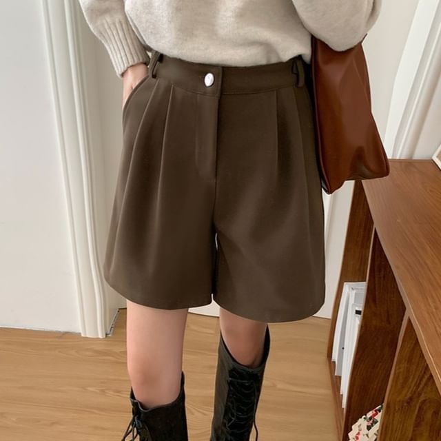 Jesong-High Waist Plain Wide Leg Shorts