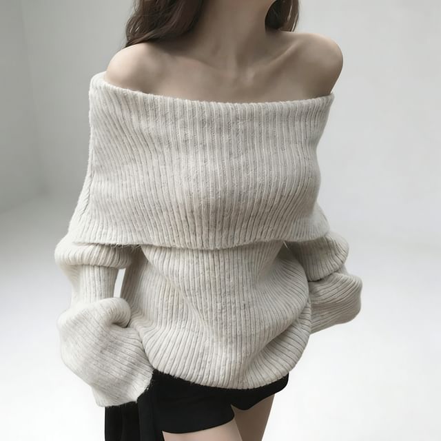 Jesong-Off-Shoulder Plain Sweater