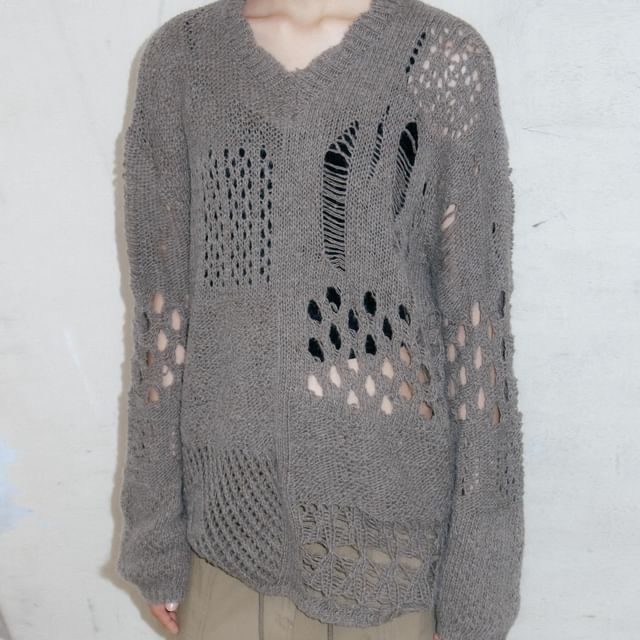 Jesong-V-Neck Plain Distressed Pointelle Sweater