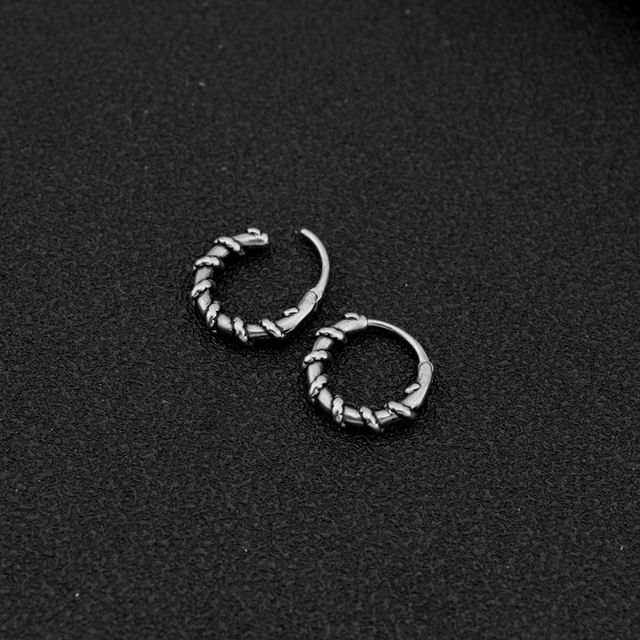 Juanitro-Textured Alloy Huggie Earring