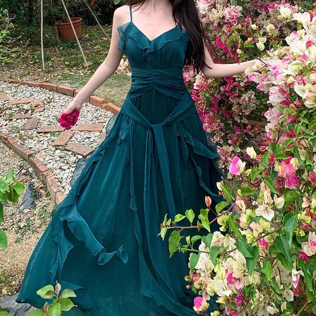 Juuri-Spaghetti Strap V-Neck Plain Ruffle Ruched Mesh Maxi A-Line Dress