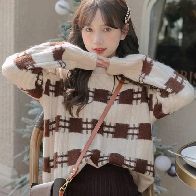 JVL-Crewneck Plaid Sweater