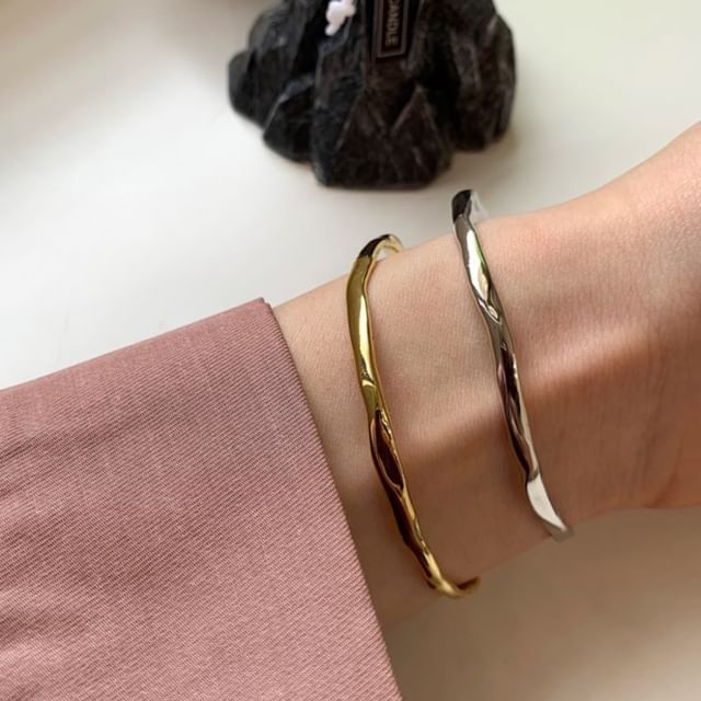 Kamuel-Irregular Open Bangle
