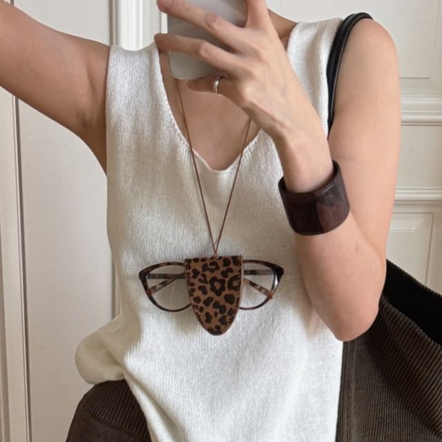 Kamuel-Leopard Print Pendant Cord Long Necklace
