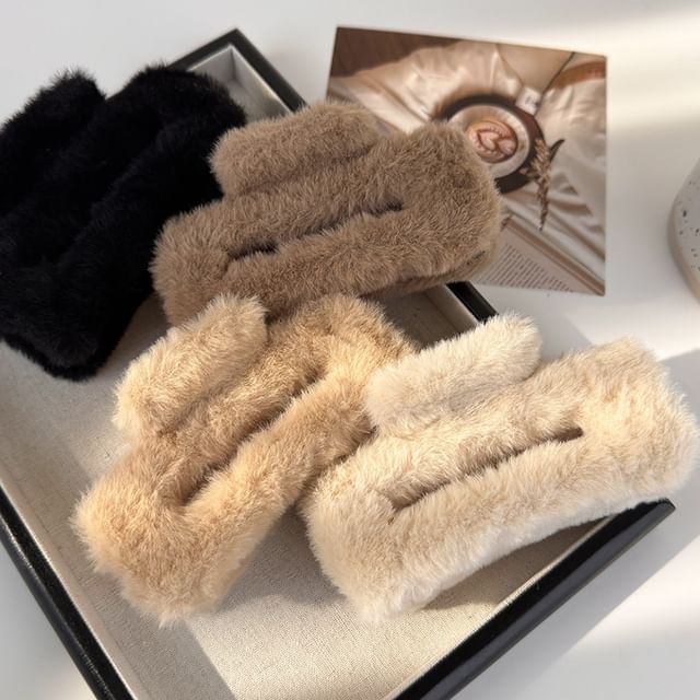 Kayochs-Plain Chenille Hair Claw Clip