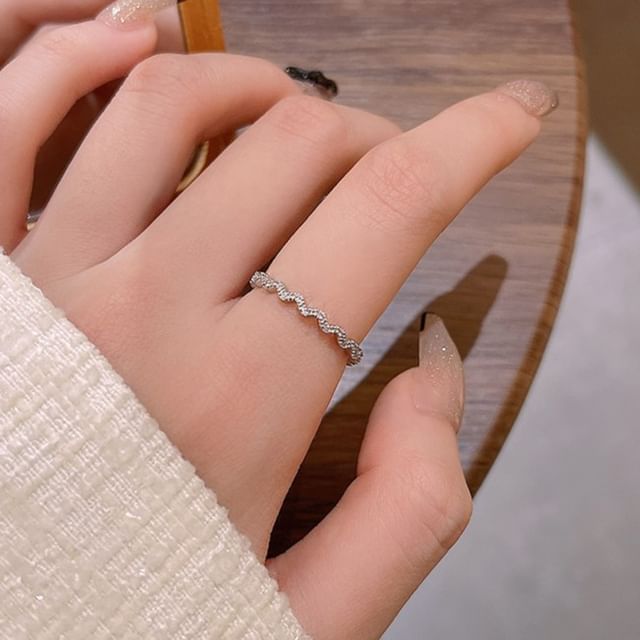 Kayochs-Wavy Rhinestone Alloy Open Ring