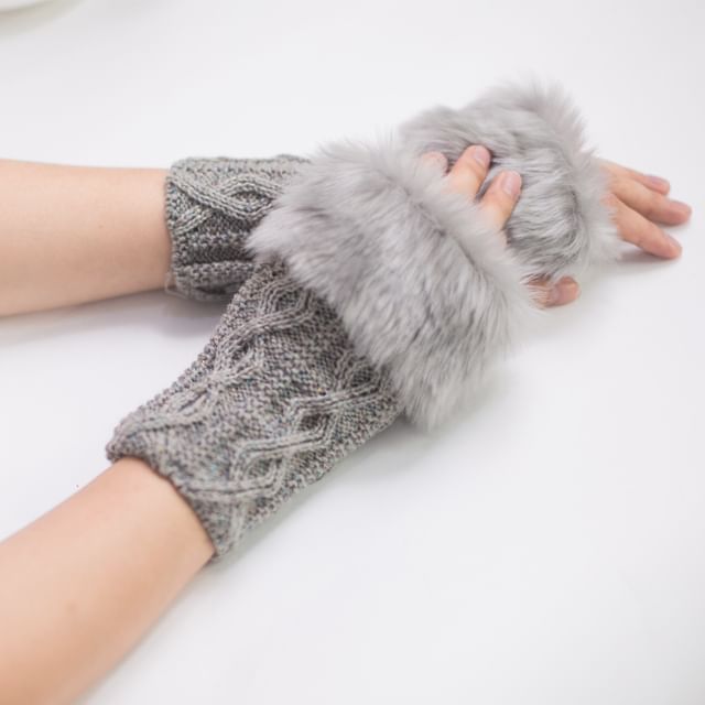 Kinoxslone-Fluffy Trim Cable Knit Fingerless Gloves