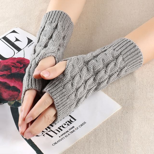 Kinoxslone-Plain Cable Knit Fingerless Gloves