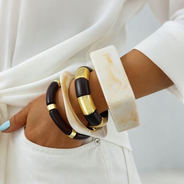 kiqwin-Set Of 4 Acrylic Bangle
