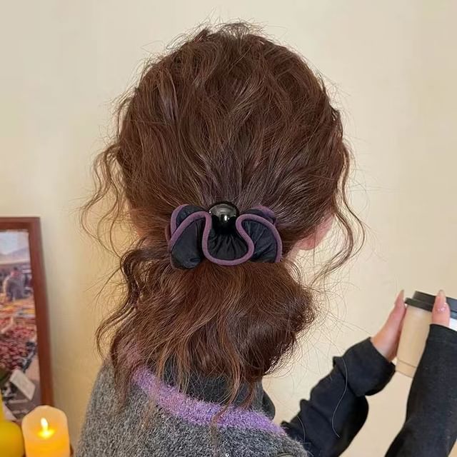 Kiren-Contrast Trim Scrunchie