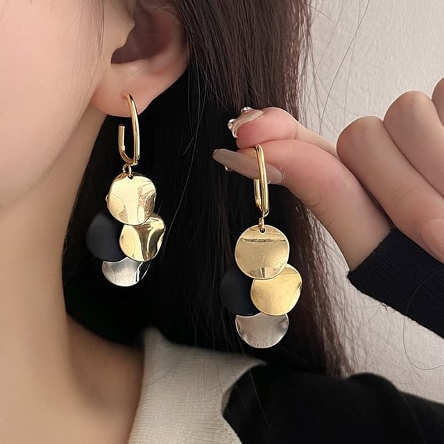 Kiren-Disc Fringed Drop Earring
