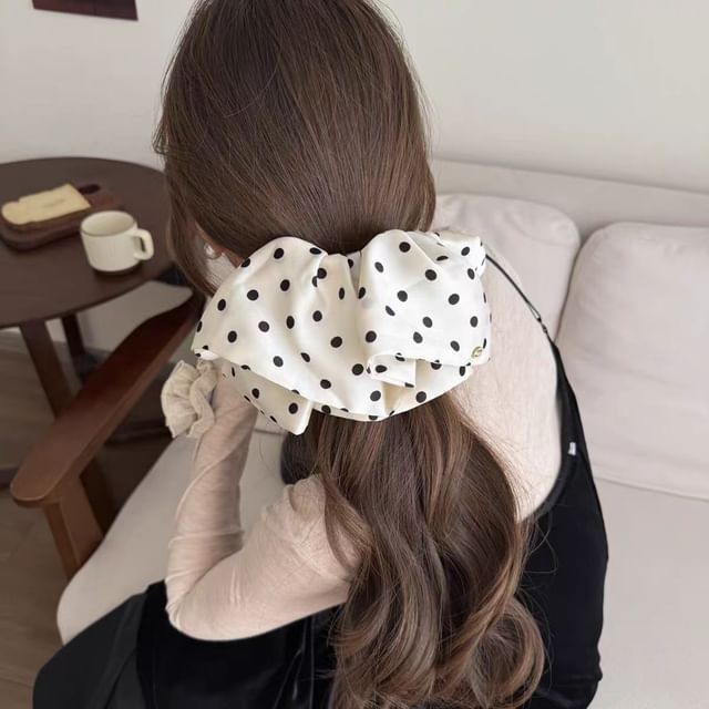 Kiren-Dotted Ruffle Hair Clip