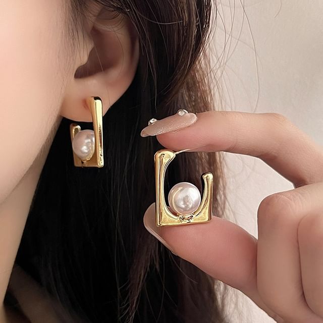 Kiren-Faux Pearl Drop Earring