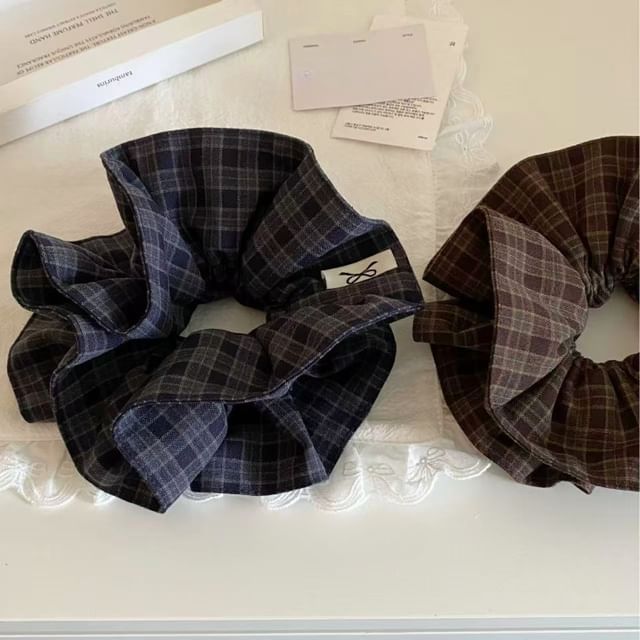 Kiren-Plaid Fabric Scrunchie