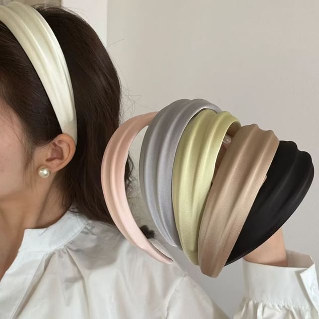 Kiren-Plain Fabric Facewash Headband