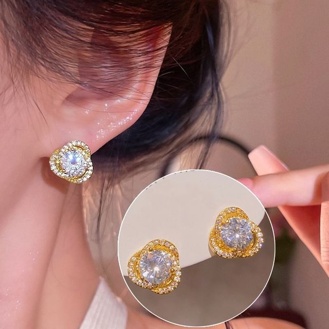Kiren-Rhinestone Ear Stud
