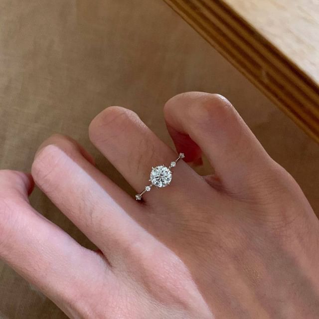 Kiren-Rhinestone Ring