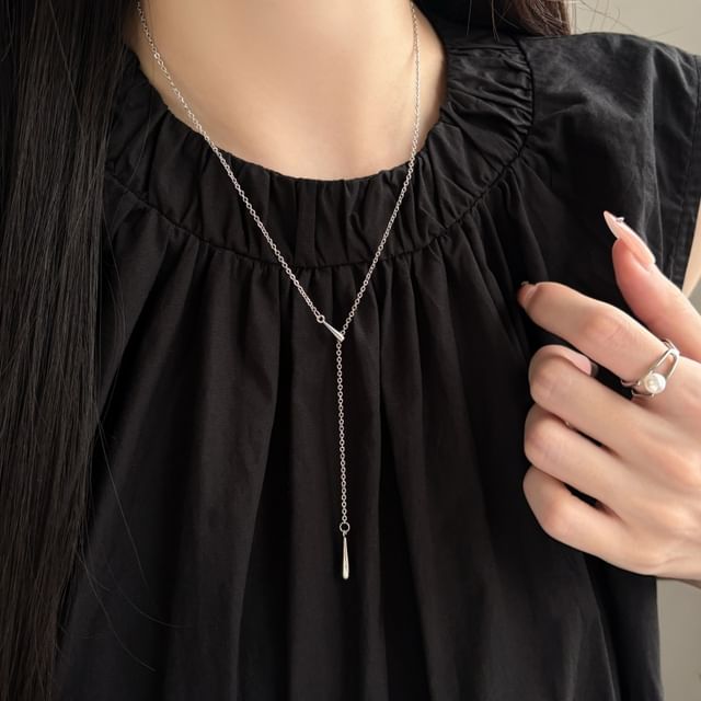 Kiren-Thin Lariat Necklace