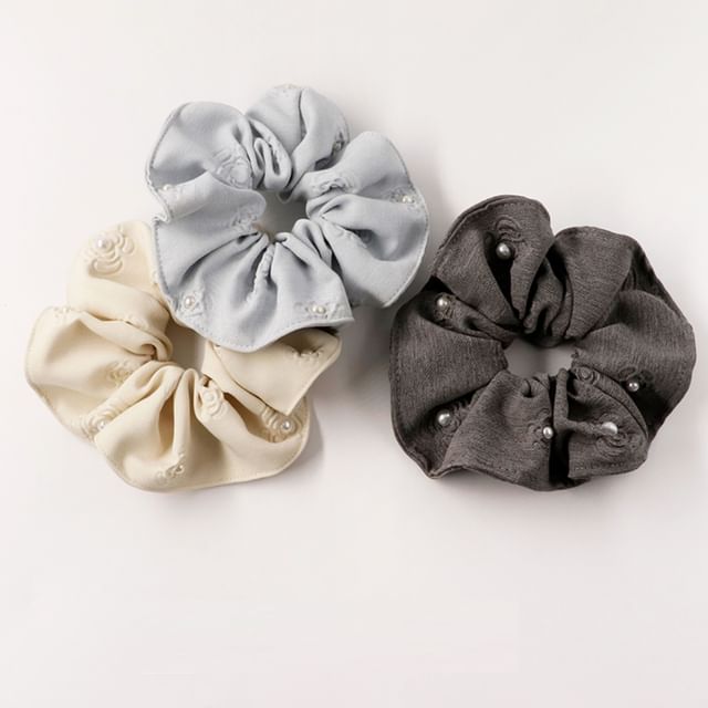 Koi Kawaii-Beaded Plain Scrunchie